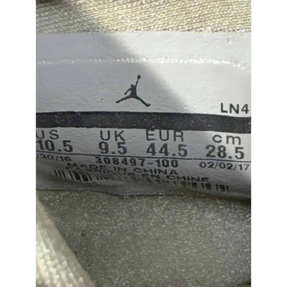 Nike Air Jordan 4 